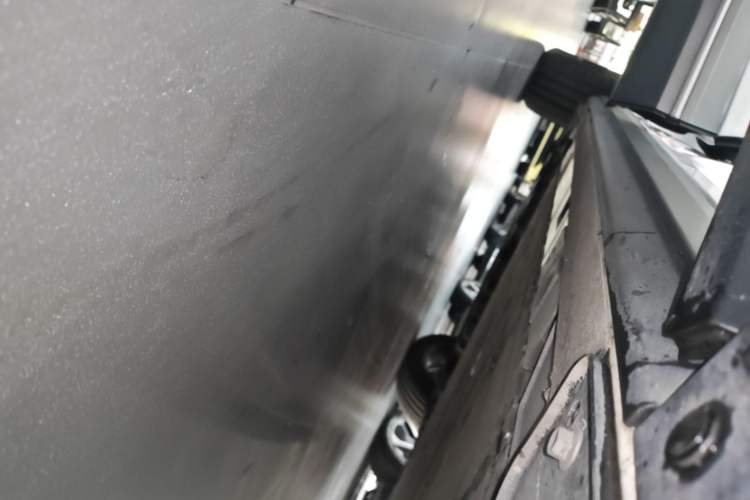 Used Nio ES7 2022 100kWh First Edition Right Side Sill