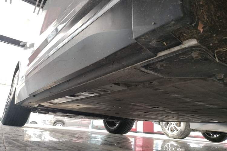 Used Nio ES7 2022 100kWh First Edition Right Side Sill