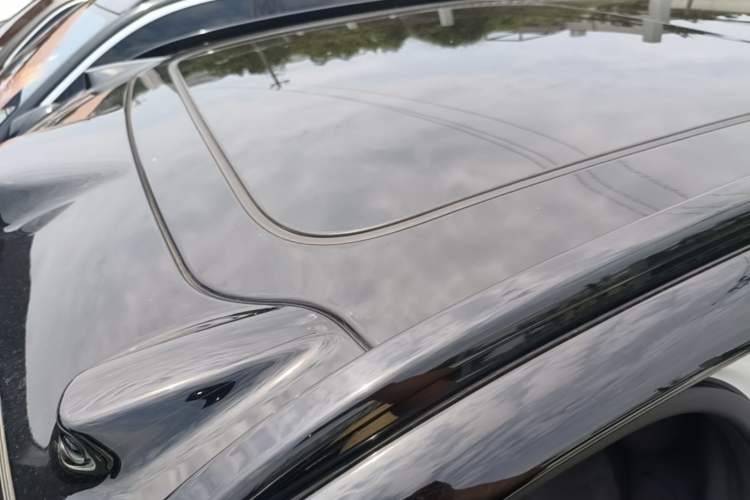 Used Nio ES7 2022 75 kWh Roof