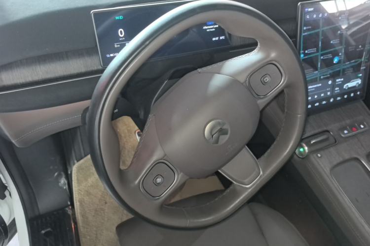 Used Nio ES7 2022 100kWh First Edition Steering Wheel