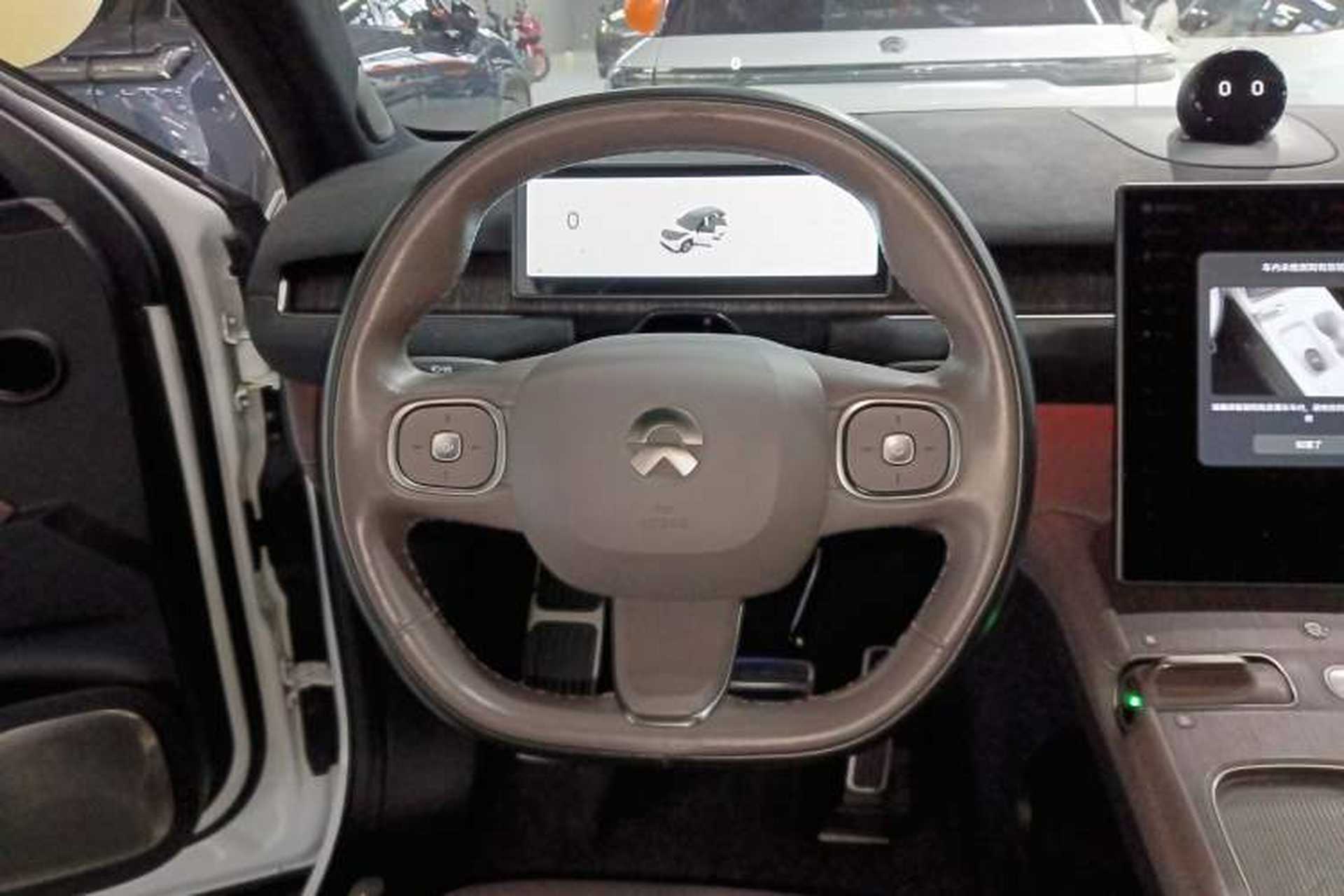 Used Nio ES7 2022 100 kWh Steering Wheel