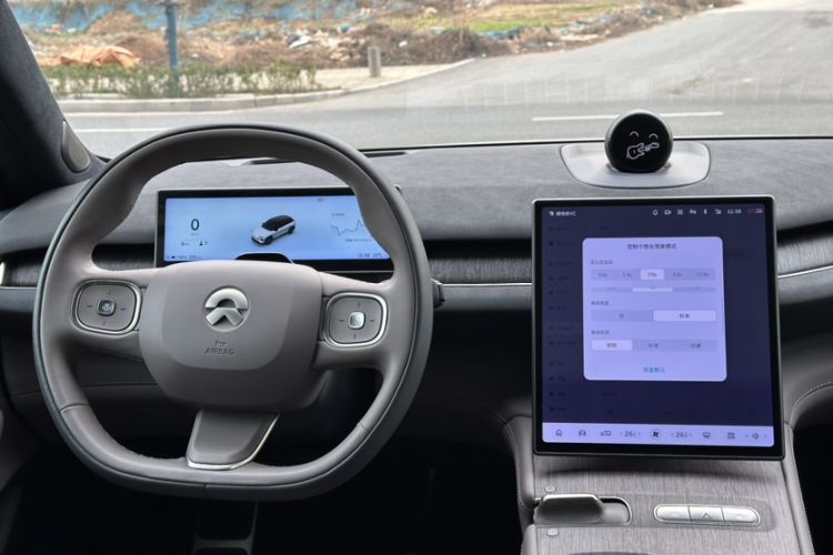 Used Nio ES7 2022 100kWh First Edition Steering Wheel