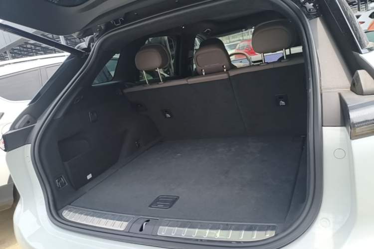 Used Nio ES7 2022 75 kWh Trunk