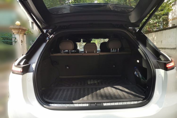 Used Nio ES7 2022 75 kWh Trunk