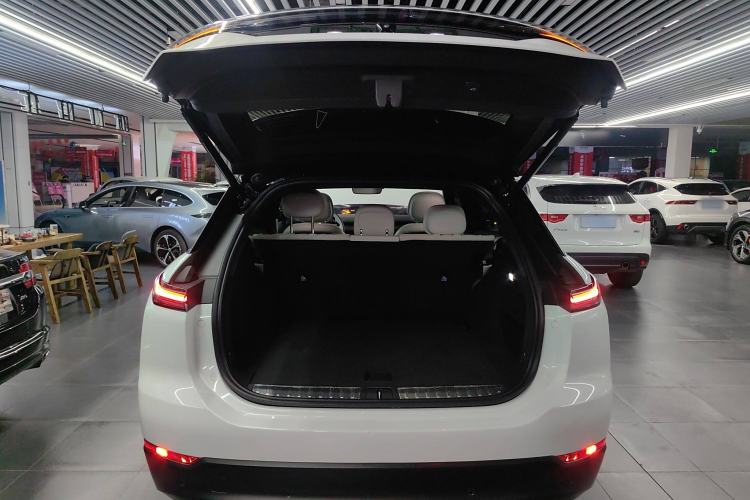 Used Nio ES7 2022 100 kWh Trunk