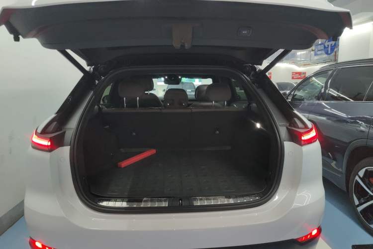 Used Nio ES7 2022 75 kWh Trunk