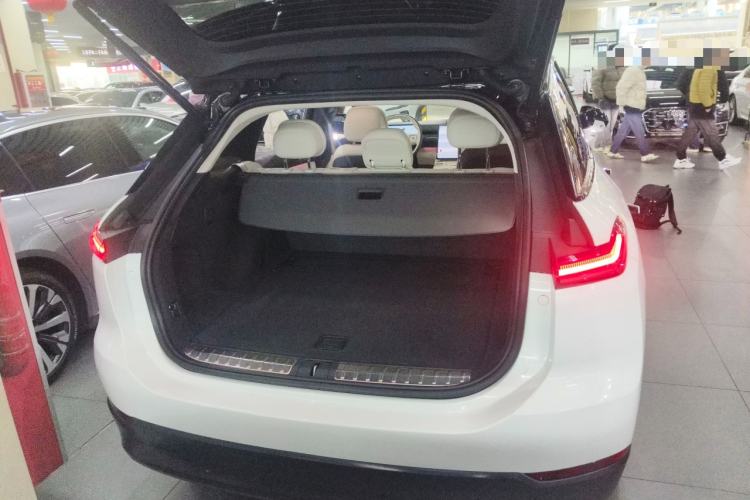Used Nio ES7 2022 100 kWh Trunk