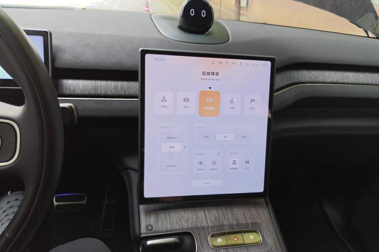 Used Nio ES7 2024 100kWh Signature Edition Audio And AC Panel