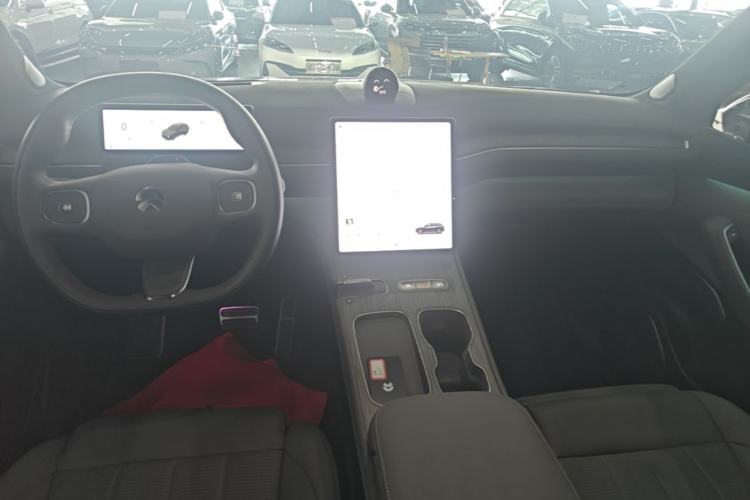 Used Nio ES7 2024 100kWh Center Console