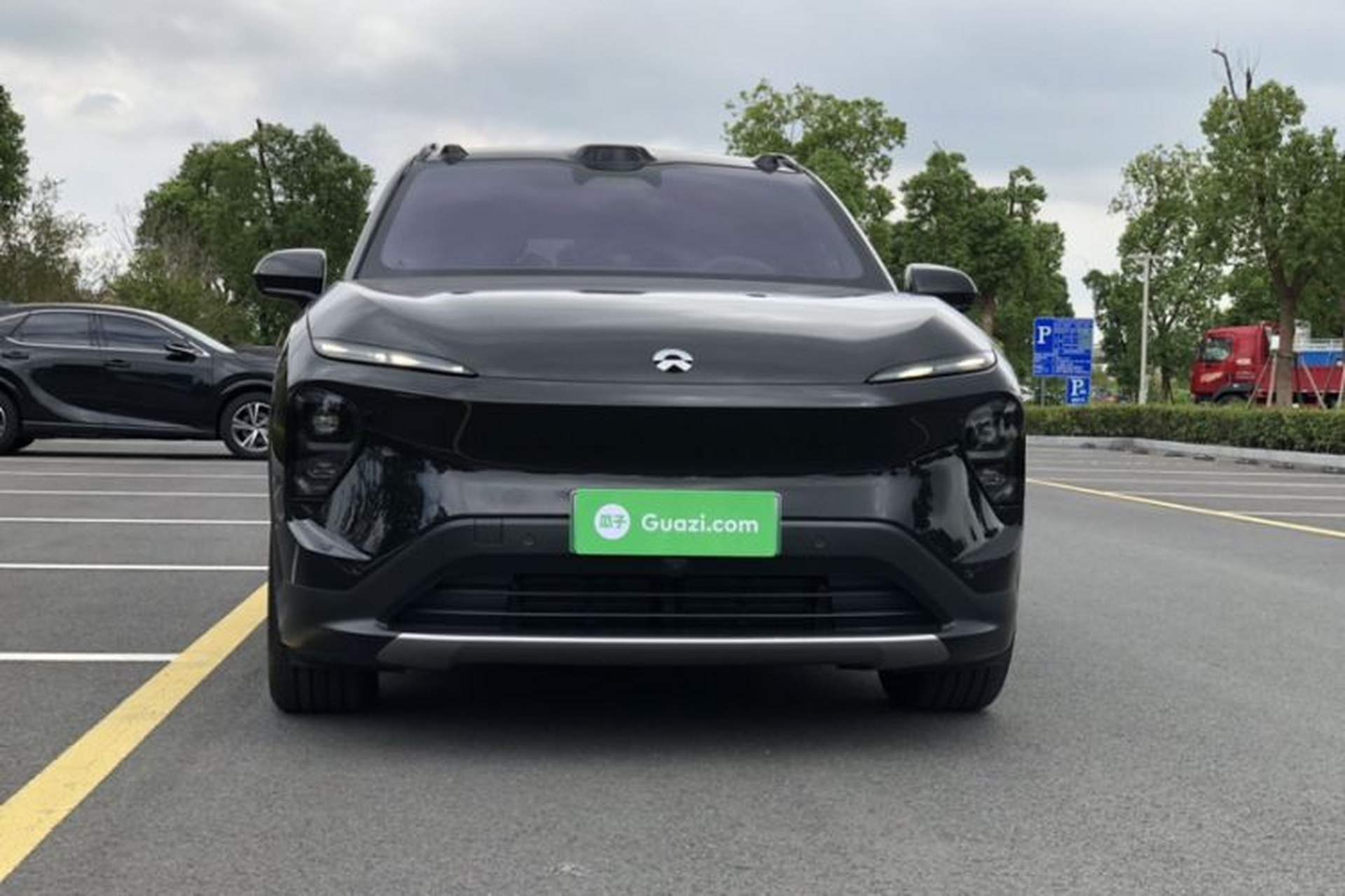 Used Nio ES7 2024 75 kWh Exterior 3