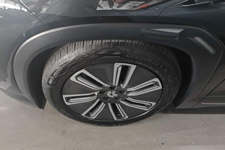 Used Nio ES7 2024 100kWh Signature Edition Exterior 4