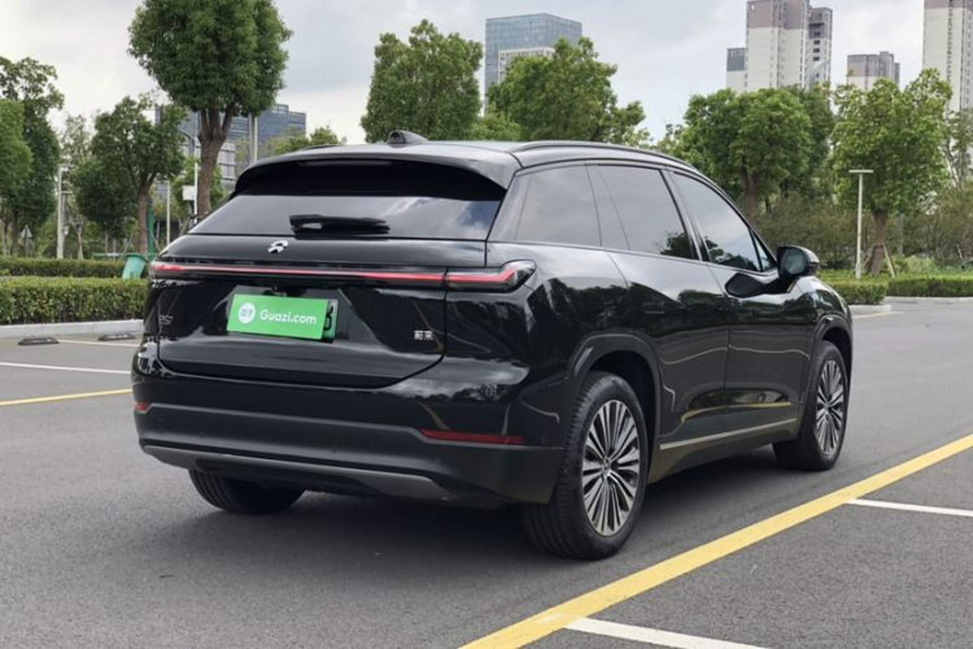 Used Nio ES7 2024 75 kWh Exterior 5