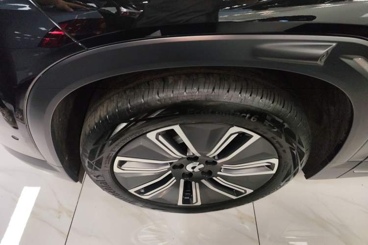Used Nio ES7 2024 100kWh Signature Edition Exterior 7