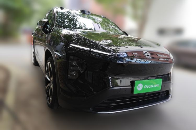 Used Nio ES7 2024 100kWh Signature Edition Front Right 45 Deg