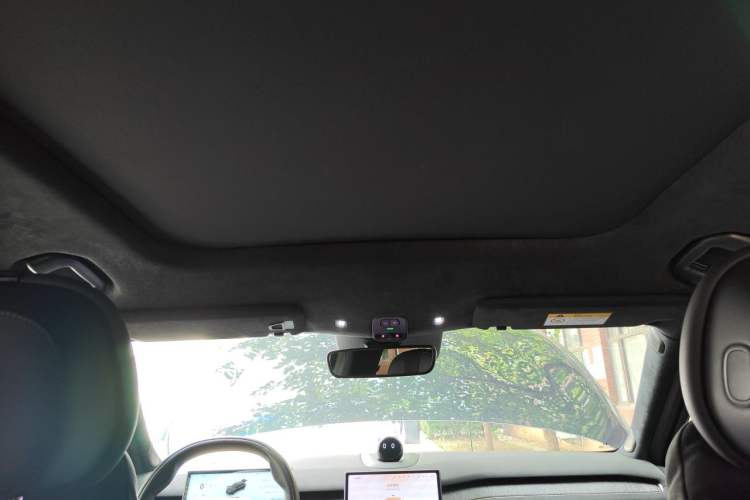 Used Nio ES7 2024 100kWh Signature Edition Headliner