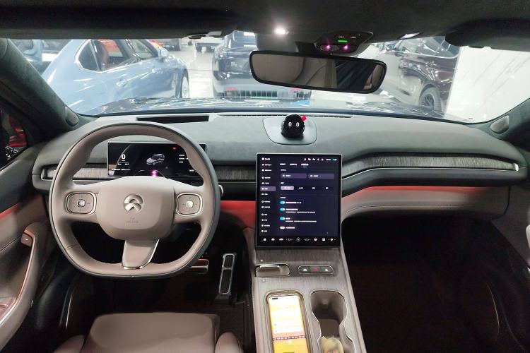 Used Nio ES7 2024 100kWh Signature Edition Interior 2