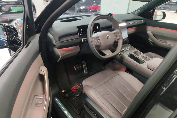 Used Nio ES7 2024 100kWh Signature Edition Interior 3
