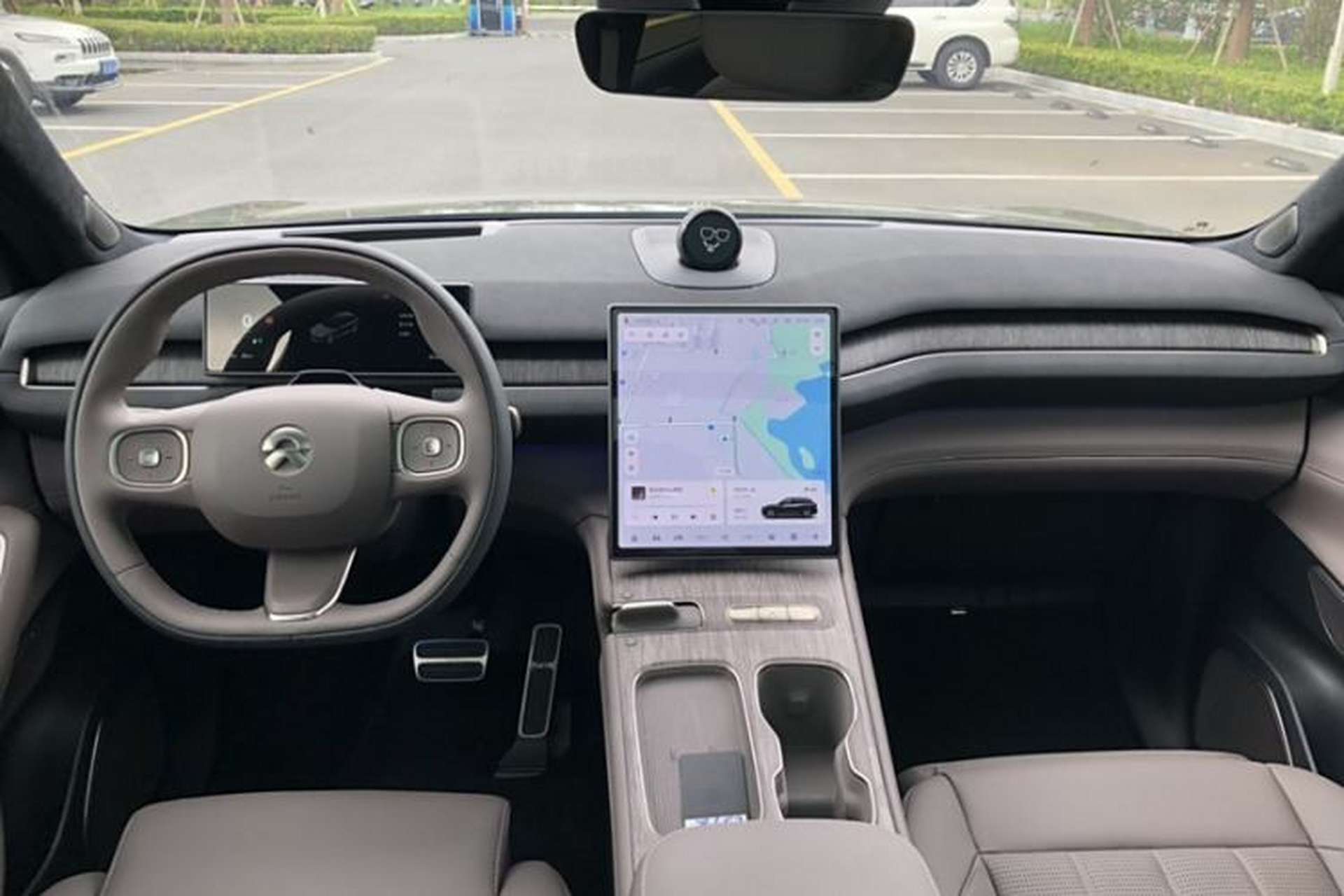 Used Nio ES7 2024 75 kWh Interior 5