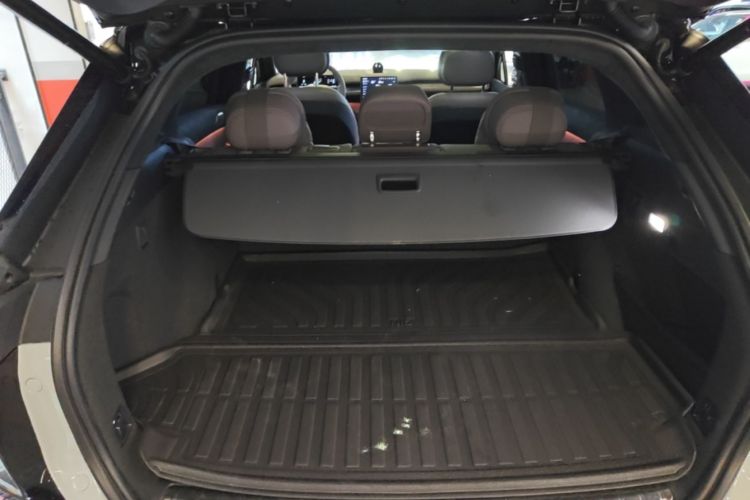 Used Nio ES7 2024 75 kWh Trunk