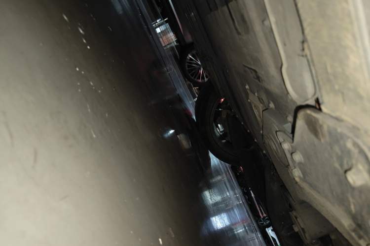 Used Nio ES7 2024 100kWh Signature Edition Chassis Front Right