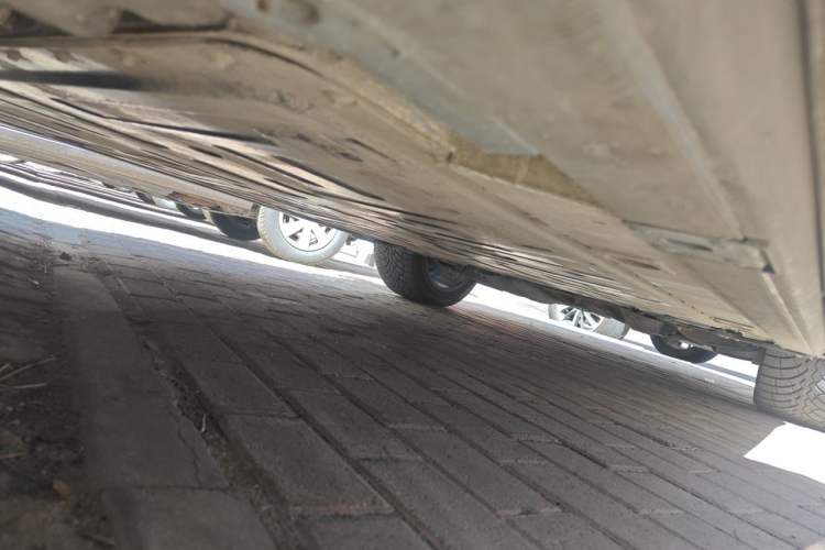 Used Nio ES7 2024 75 kWh Chassis Rear Right