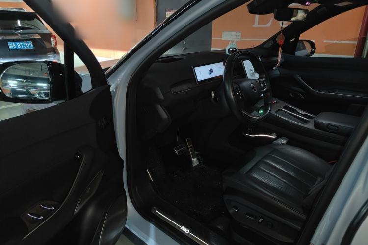 Used Nio ES7 2024 100kWh Signature Edition Driver Seat
