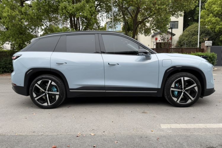 Used Nio ES7 2024 100kWh Signature Edition Exterior 1