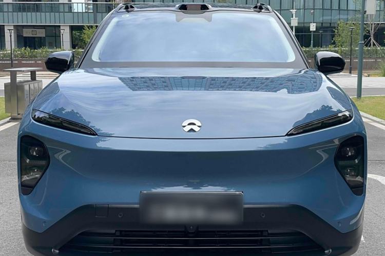 Used Nio ES7 2024 75 kWh Exterior 1