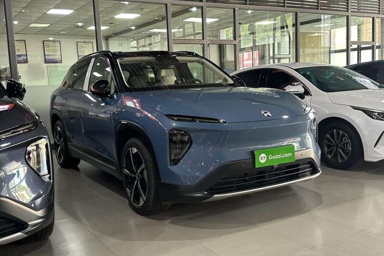 Used Nio ES7 2024 75 kWh Exterior 1