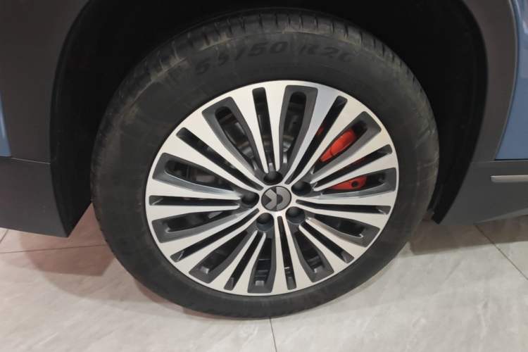 Used Nio ES7 2024 75 kWh Exterior 1