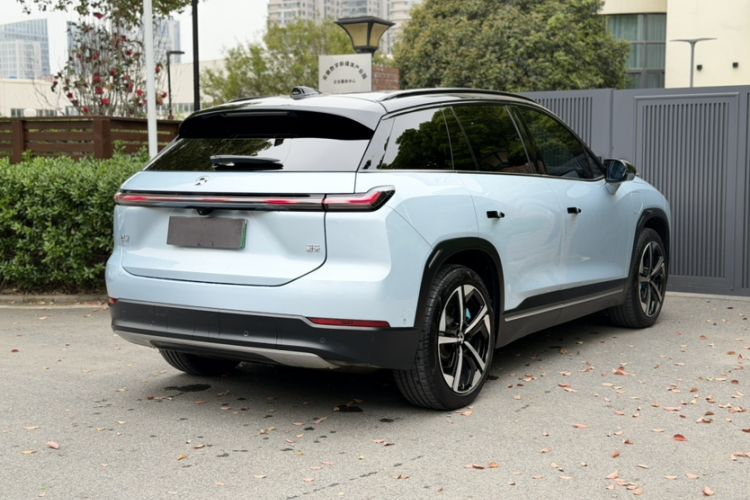 Used Nio ES7 2024 100kWh Signature Edition Exterior 2