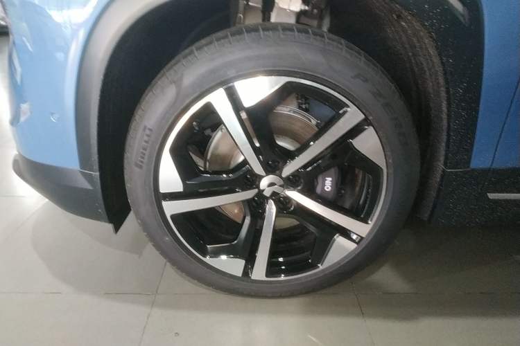 Used Nio ES7 2024 75 kWh Exterior 3