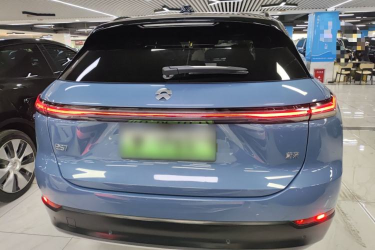 Used Nio ES7 2024 75 kWh Exterior 4