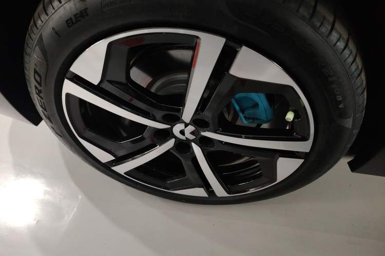 Used Nio ES7 2024 100kWh Exterior 8