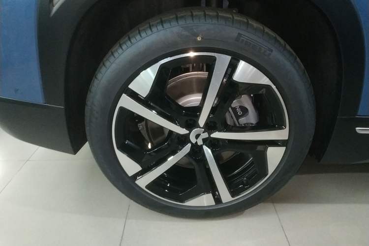 Used Nio ES7 2024 75 kWh Exterior 8