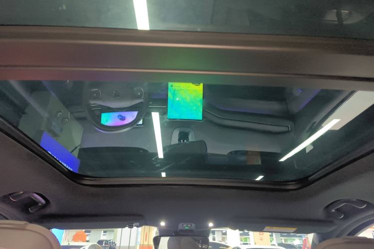 Used Nio ES7 2024 75 kWh Headliner