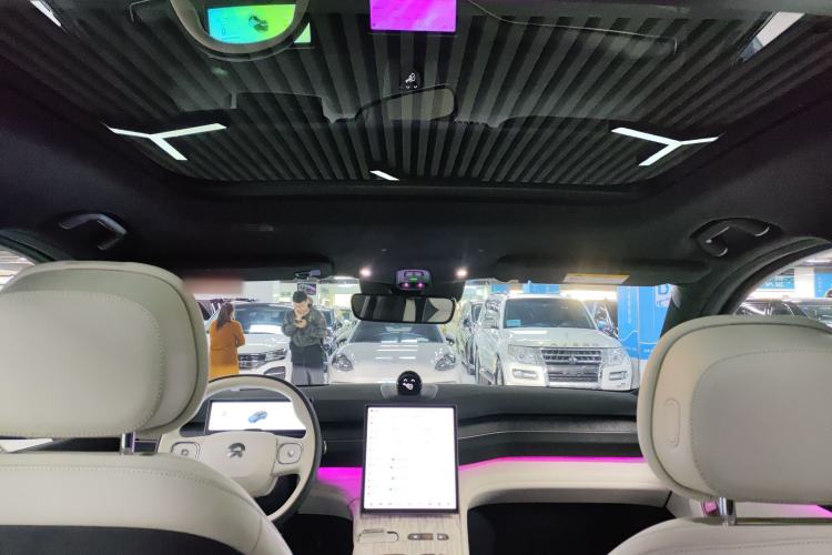 Used Nio ES7 2024 75 kWh Headliner