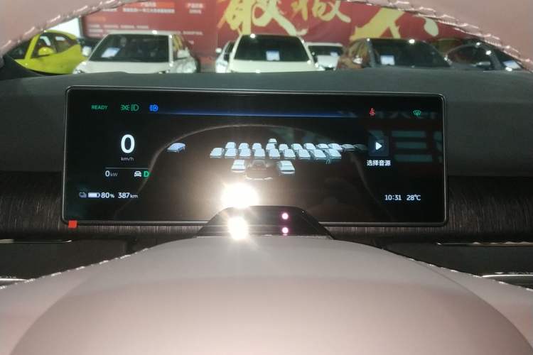 Used Nio ES7 2024 75 kWh Instrument Cluster