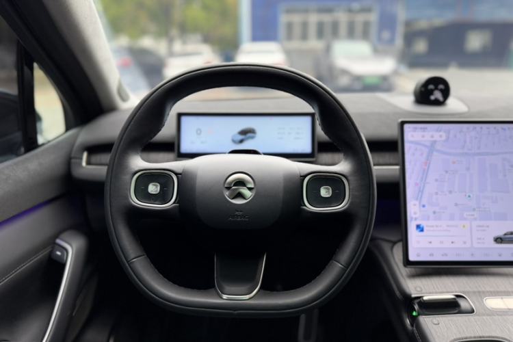 Used Nio ES7 2024 100kWh Signature Edition Interior 1