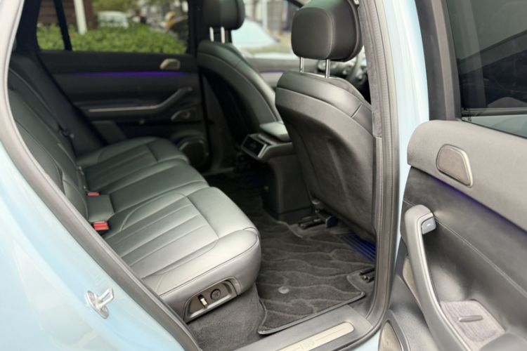 Used Nio ES7 2024 100kWh Signature Edition Interior 2