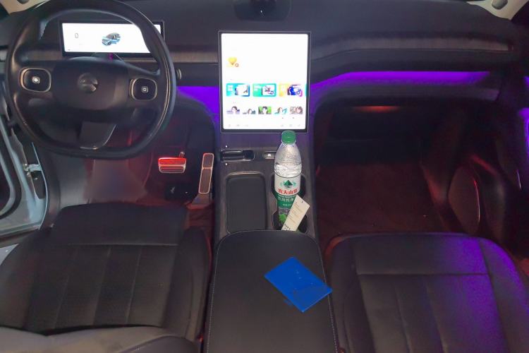 Used Nio ES7 2024 100kWh Signature Edition Interior 2