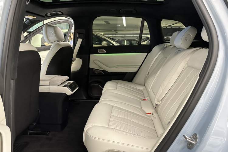 Used Nio ES7 2024 100kWh Interior 4