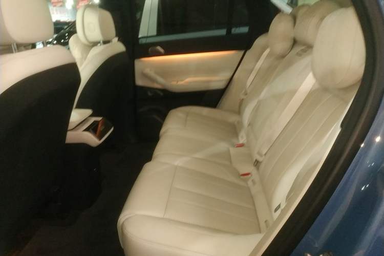 Used Nio ES7 2024 75 kWh Interior 4