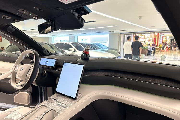 Used Nio ES7 2024 100kWh Interior 5