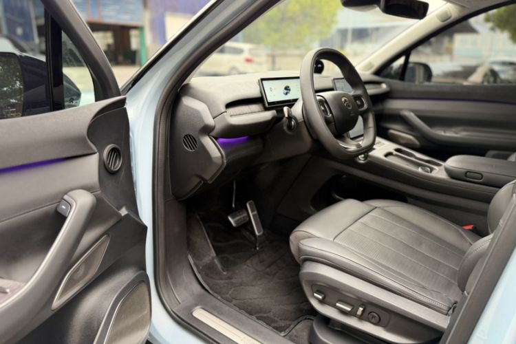Used Nio ES7 2024 100kWh Signature Edition Interior 5