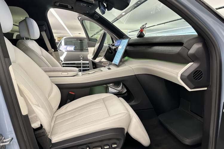 Used Nio ES7 2024 100kWh Interior 9
