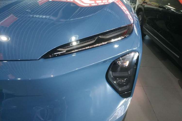 Used Nio ES7 2024 75 kWh Left Front Headlight