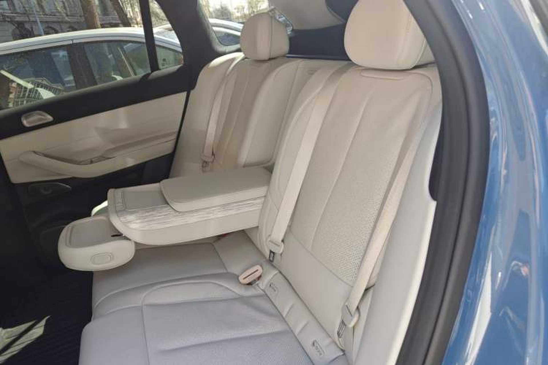 Used Nio ES7 2024 75 kWh Left Rear Seat