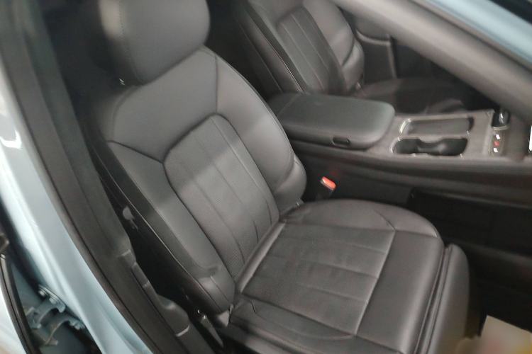 Used Nio ES7 2024 100kWh Right Front Seat