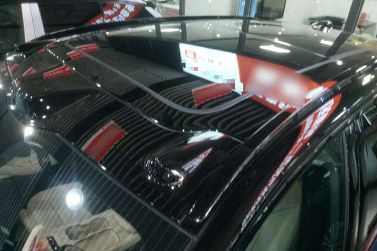 Used Nio ES7 2024 75 kWh Roof